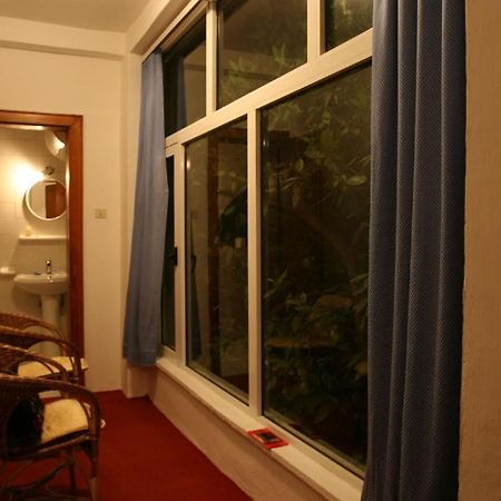 Guesthouse Pension Andrea Tirana Exterior photo
